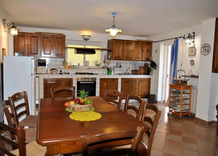 Casa Marta - Con Giardino