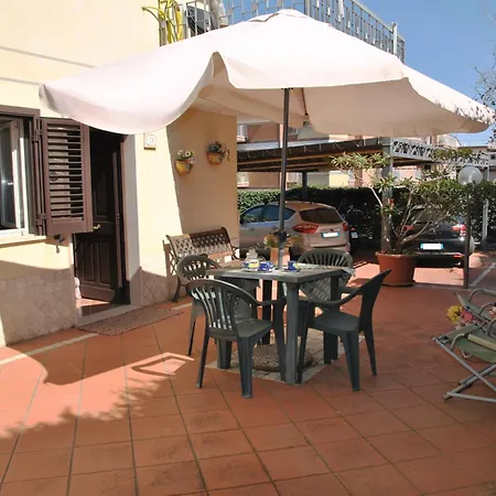 Casa Marta Bilocale Con Dependance Annessa * Formia