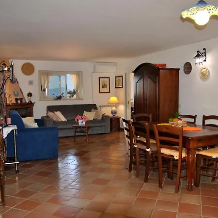 Casa Marta Bilocale Con Dependance Annessa * Formia
