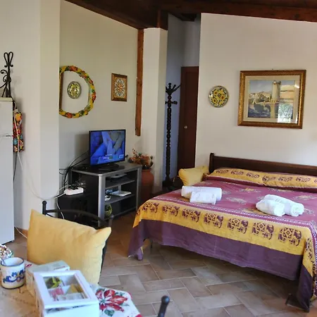 Casa Marta Bilocale Con Dependance Annessa Apartment Formia