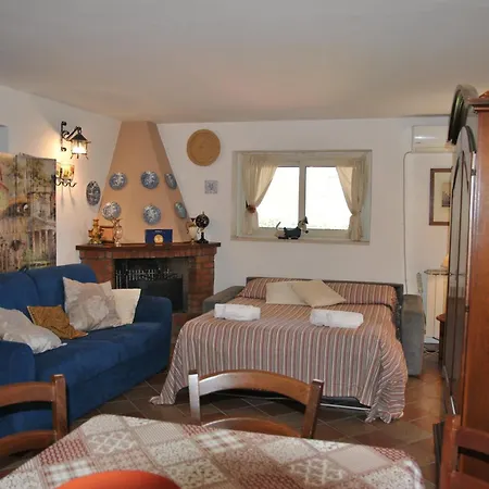 Casa Marta Bilocale Con Dependance Annessa * Formia